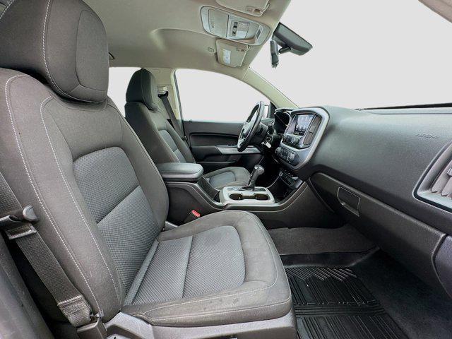 Photo of 2019 Silver Ice Metallic Chevrolet Colorado