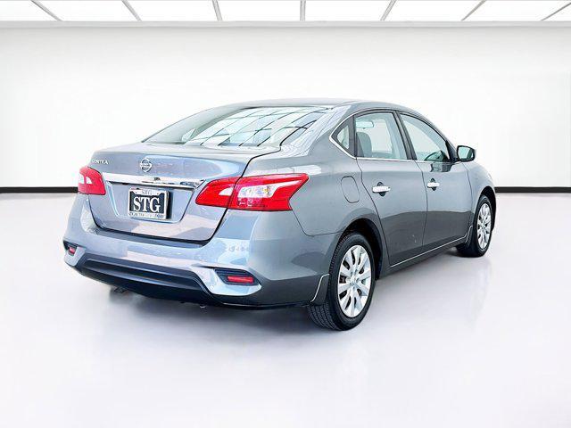 Photo of 2019 Gun Metallic Nissan Sentra