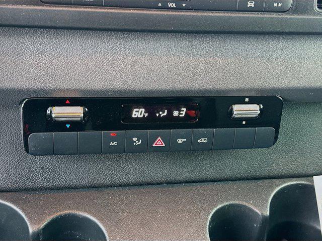 Photo of 2021 Arctic White Mercedes-Benz Sprinter 3500XD