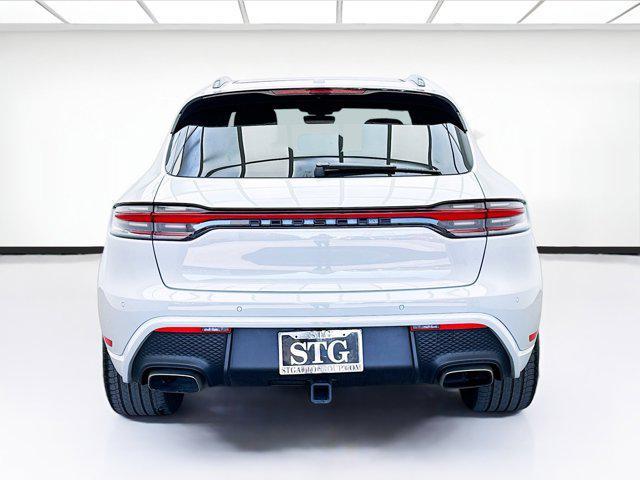 Photo of 2022  Porsche Macan