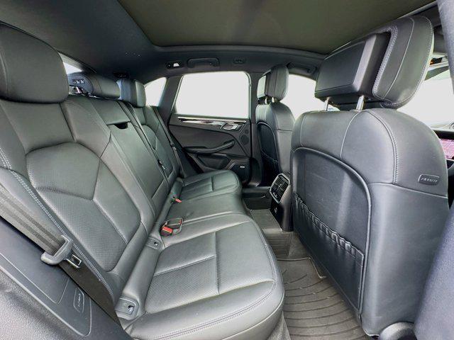Photo of 2022  Porsche Macan