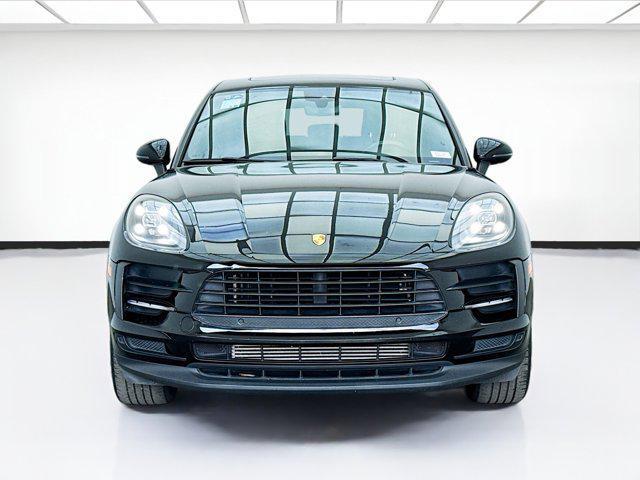 Photo of 2020 Black Porsche Macan