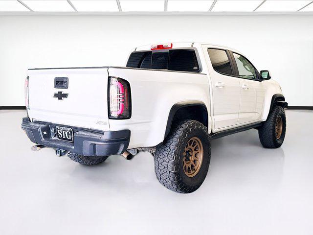 Photo of 2019 Summit White Chevrolet Colorado