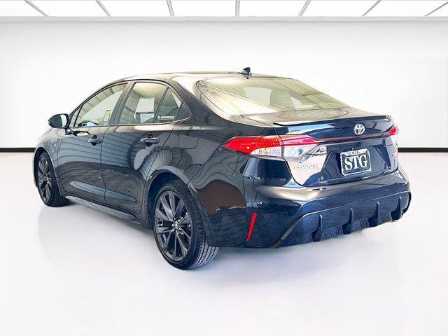 Photo of 2024 Midnight Black Metallic Toyota Corolla