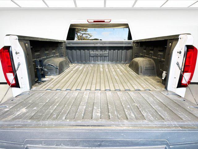 Photo of 2023 Summit White GMC Sierra 1500
