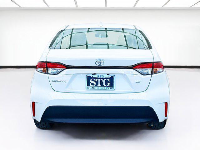 Photo of 2024 Ice Cap Toyota Corolla