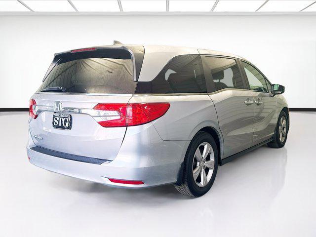 Photo of 2018 Silver Metallic Honda Odyssey