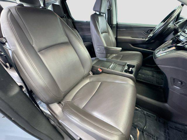 Photo of 2018 Silver Metallic Honda Odyssey