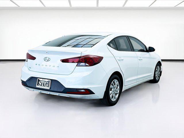 Photo of 2019 Quartz White Pearl Hyundai ELANTRA