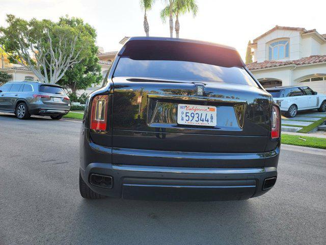 Photo of 2021 Black Rolls-Royce Cullinan