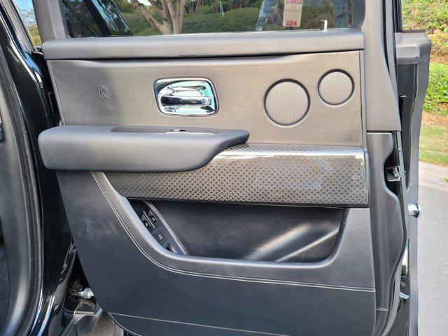 Photo of 2021 Black Rolls-Royce Cullinan