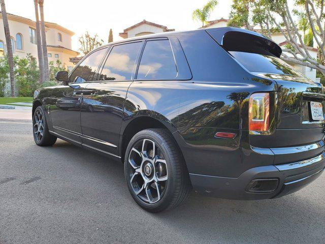Photo of 2021 Black Rolls-Royce Cullinan
