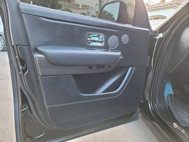 Photo of 2021 Black Rolls-Royce Cullinan