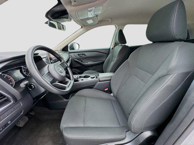 Photo of 2024 Brilliant Silver Metallic Nissan Rogue