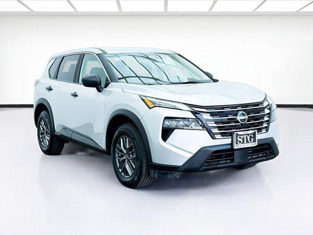 Photo of 2024 Brilliant Silver Metallic Nissan Rogue