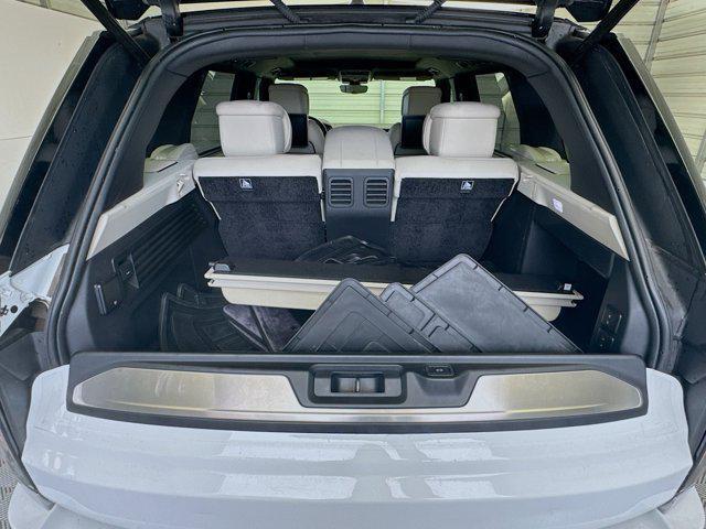 Photo of 2020 Fuji White Land Rover Range Rover