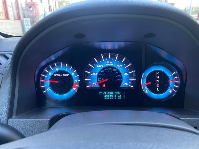Photo of 2011 Tuxedo Black Metallic Ford Fusion