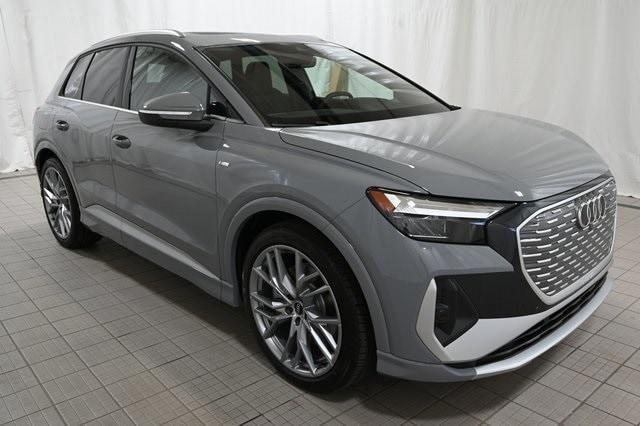 Photo of 2025 Pebble Gray Audi Q4 e-tron