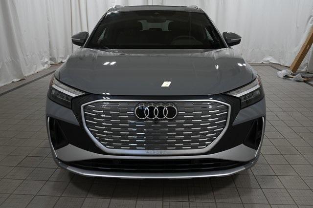 Photo of 2025 Pebble Gray Audi Q4 e-tron