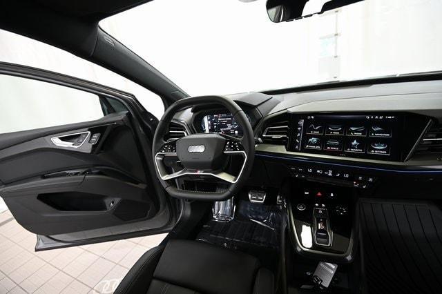 Photo of 2025 Pebble Gray Audi Q4 e-tron