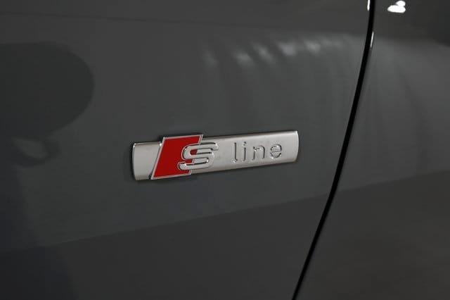 Photo of 2025 Pebble Gray Audi Q4 e-tron