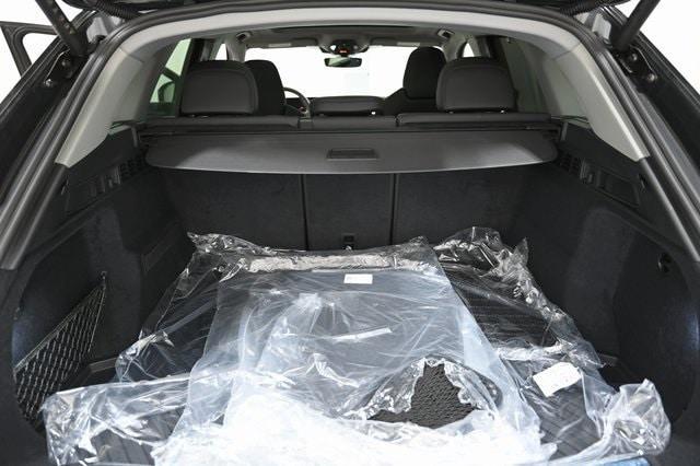 Photo of 2025 Tambora Gray Metallic Audi Q5