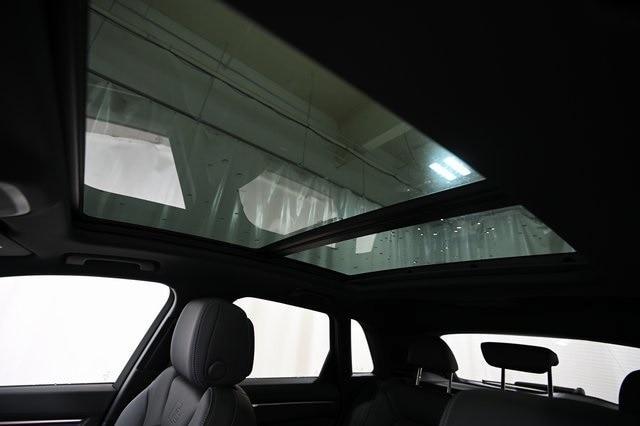 Photo of 2025 Mythos Black Metallic Audi Q3