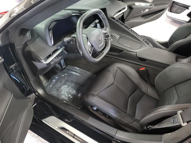 Photo of 2022 Black Chevrolet Corvette