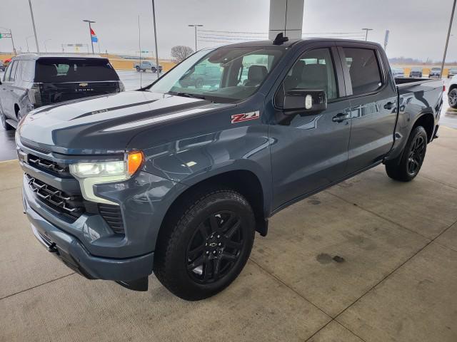 Photo of 2024 Blue Chevrolet Silverado 1500