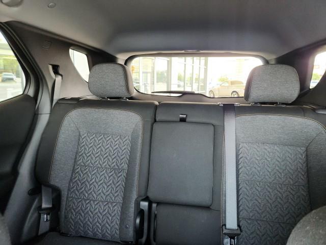 Photo of 2024 Summit White Chevrolet Equinox