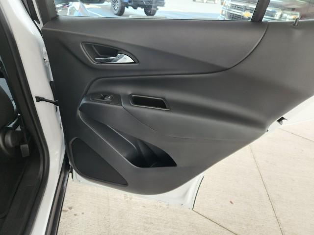 Photo of 2024 Summit White Chevrolet Equinox