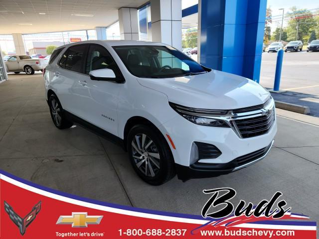 Photo of 2024 Summit White Chevrolet Equinox