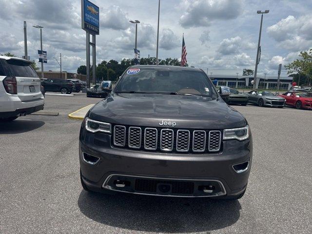 Photo of 2021 Granite Crystal Clearcoat Metallic Jeep Grand Cherokee