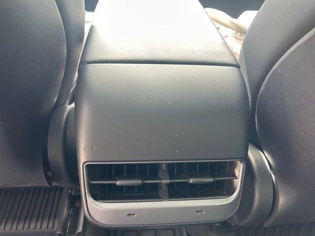 Photo of 2022 Gray Tesla Model Y
