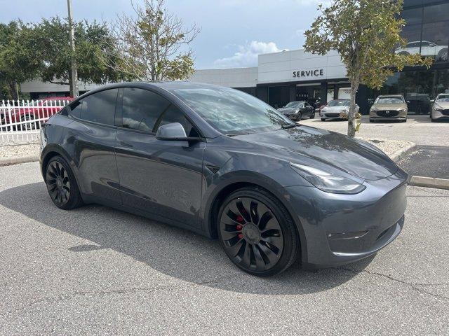 Photo of 2022 Gray Tesla Model Y