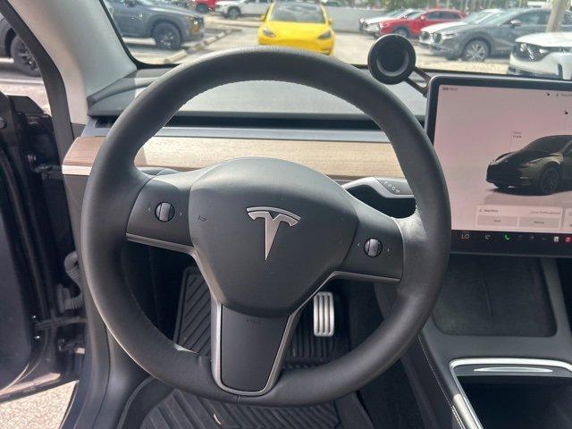 Photo of 2022 Gray Tesla Model Y