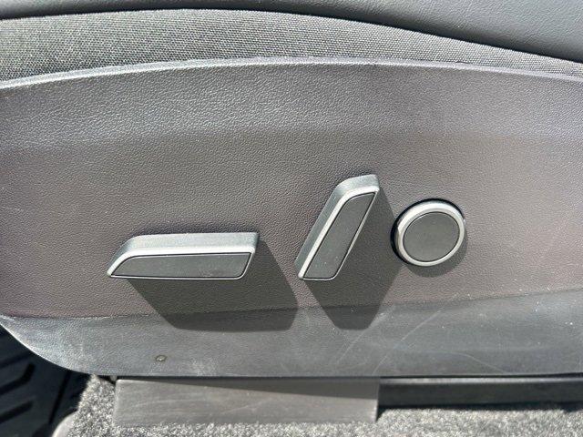 Photo of 2022 Gray Tesla Model Y