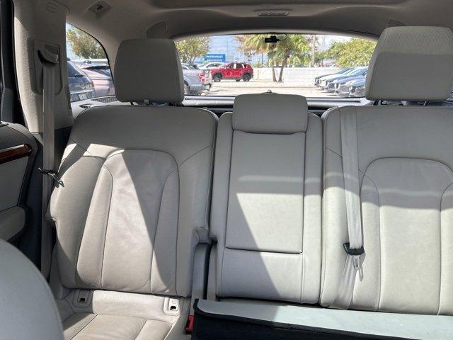 Photo of 2015 Silver Audi Q7