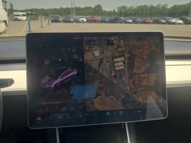 Photo of 2020 White Tesla Model 3