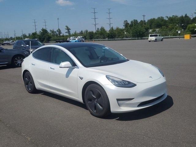 Photo of 2020 White Tesla Model 3