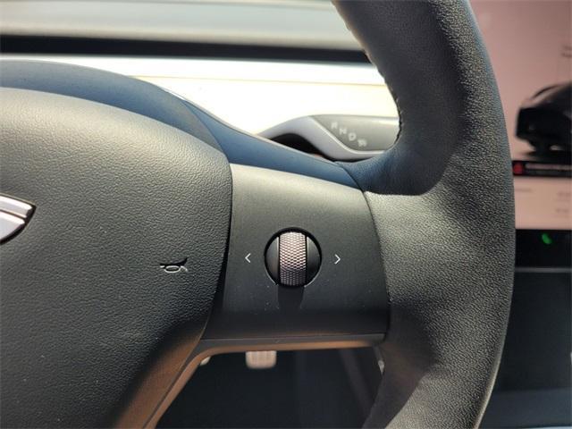 Photo of 2022 Gray Tesla Model Y
