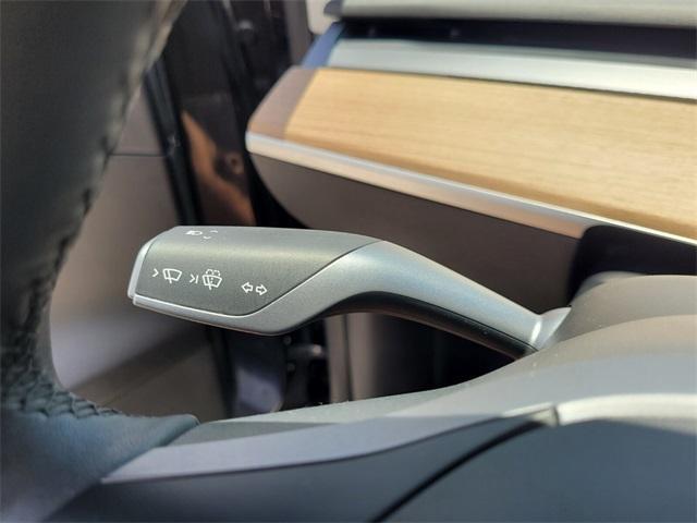 Photo of 2022 Gray Tesla Model Y