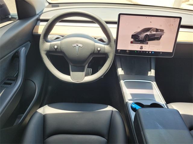 Photo of 2022 Gray Tesla Model Y