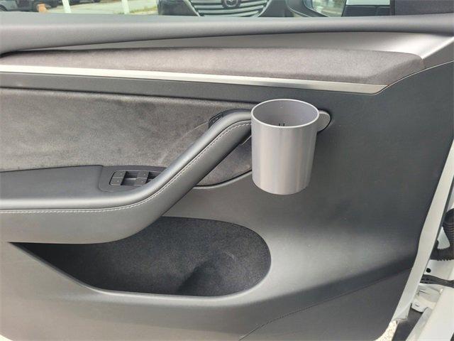 Photo of 2023 White Tesla Model Y