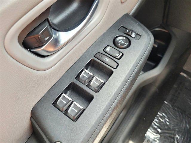 Photo of 2025 Blue Honda Pilot