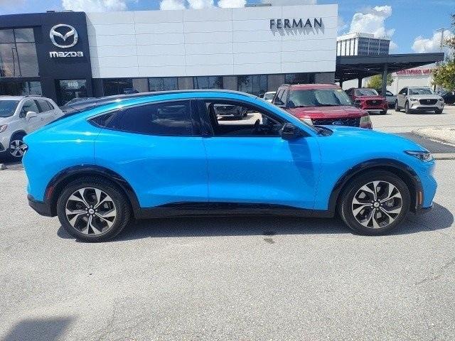 Photo of 2022 Blue Ford Mustang Mach-E