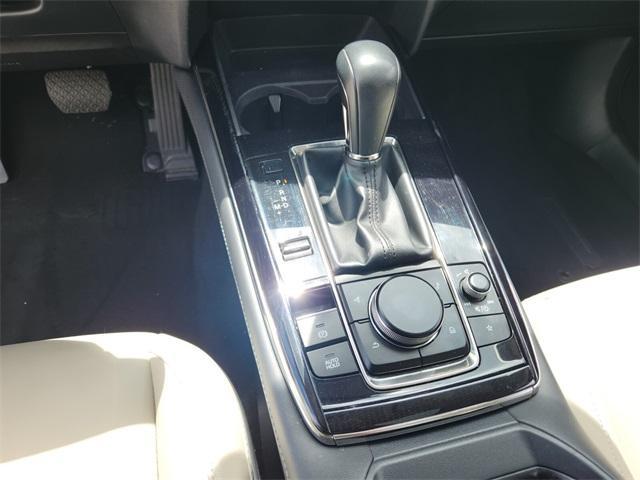 Photo of 2021 Snowflake White Pearl Mazda CX-30