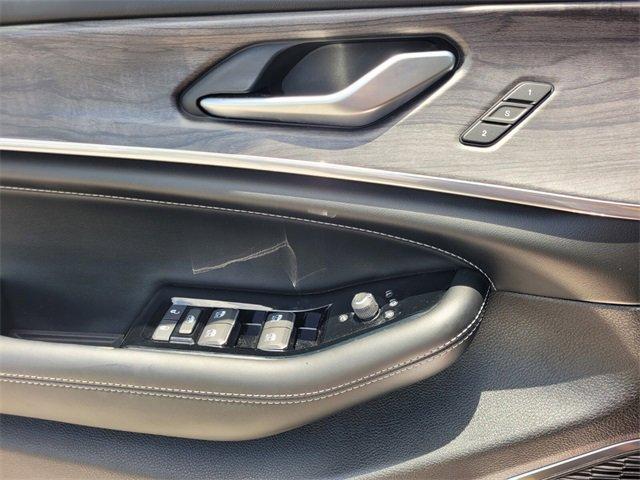 Photo of 2023 Velvet Red Pearlcoat Jeep Grand Cherokee
