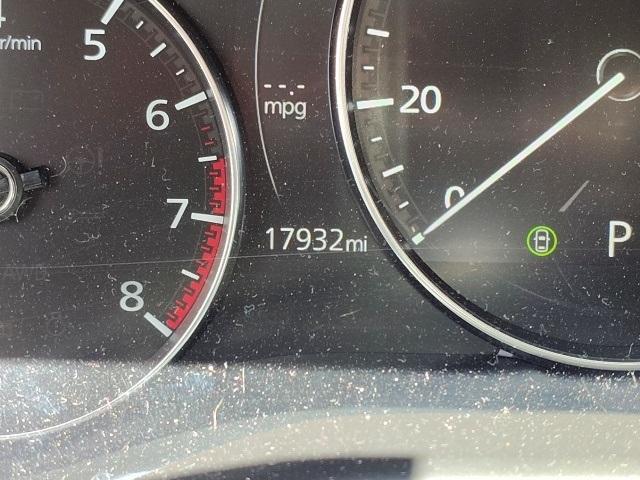 Photo of 2024 Snowflake White Pearl Mazda CX-30