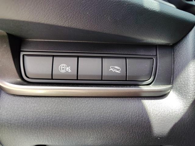 Photo of 2024 Snowflake White Pearl Mazda CX-30